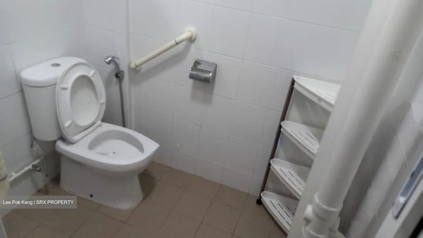 Blk 208 Bukit Batok Street 21 (Bukit Batok), HDB 3 Rooms #572942801